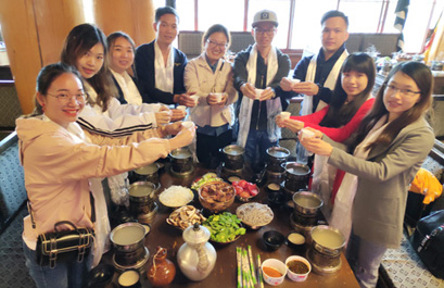 深圳網(wǎng)站建設公司—漢聯(lián)信息公司云南之旅